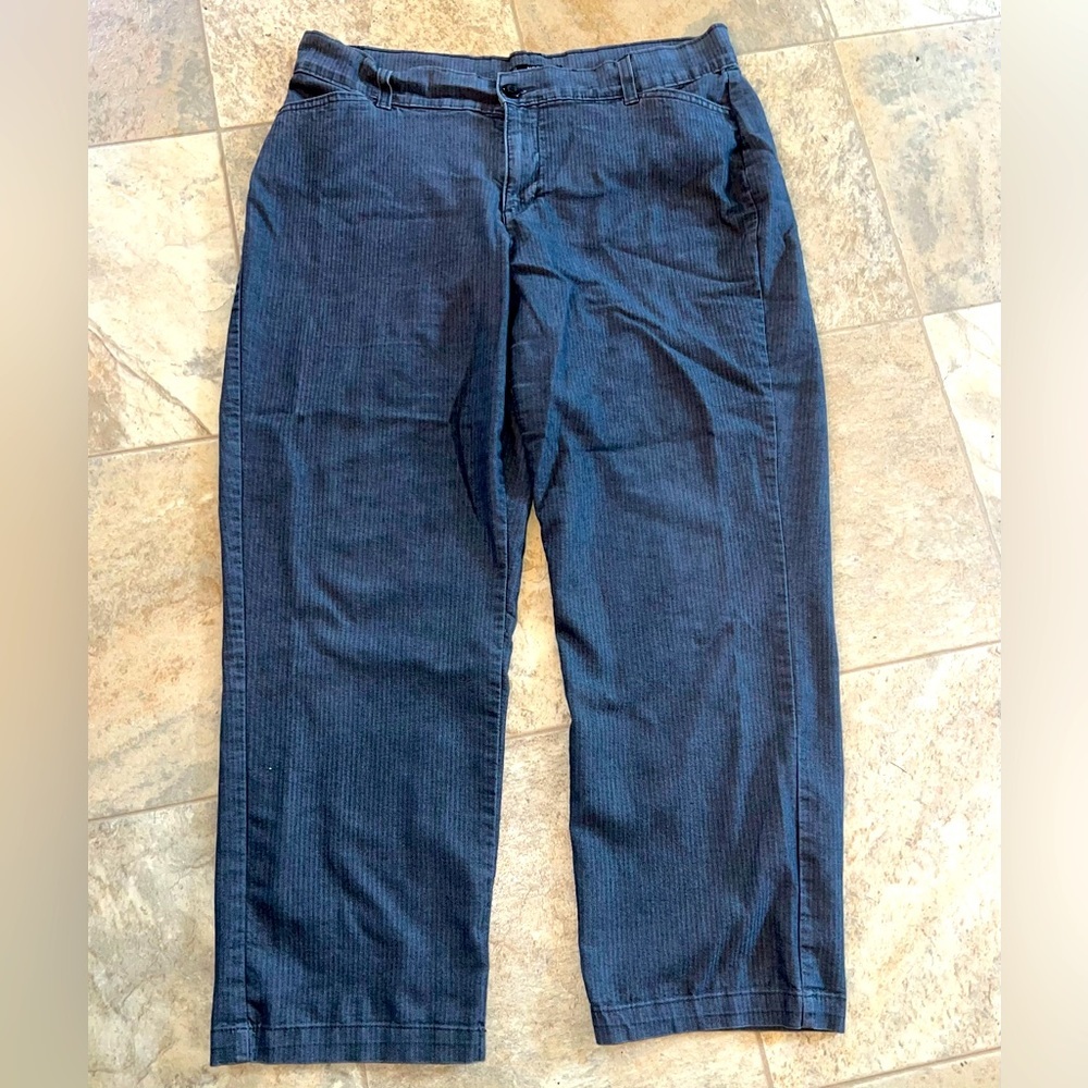 Riders by LEE women size 16M ankle cute lightweight pants in charcoal grey